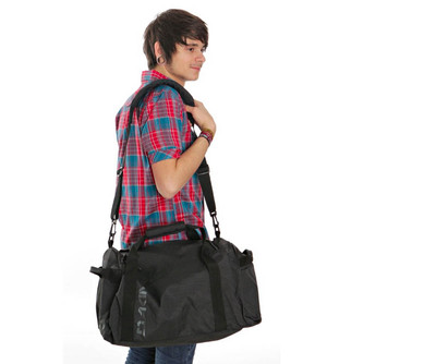 За покупками недорогих, качественных и стильных сумок можете обращаться на сайт интернет-магазина GuloGulo.ru