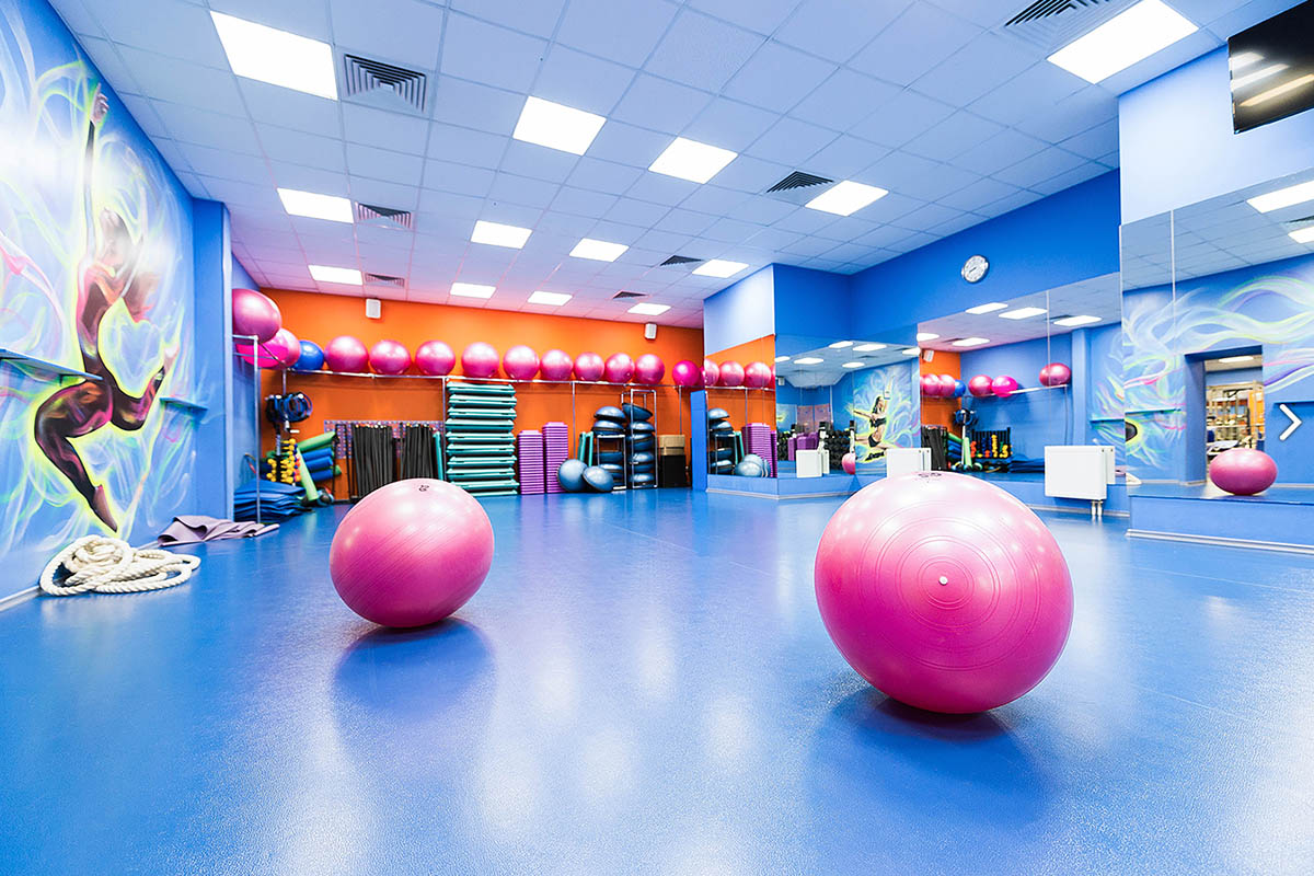 Для динамичных тренировок и поддержания своего тела в тонусе посетите в Москве фитнес-клуб на Бауманской