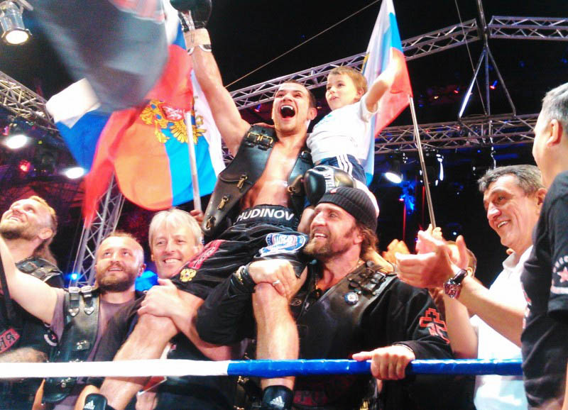 Фото 4: Дмитрий Чудинов отстоял титул чемпиона мира по версии WBA