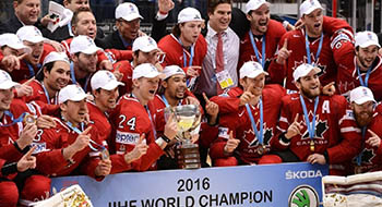 Хоккеисты Канады второй год подряд стали победителями ЧМ