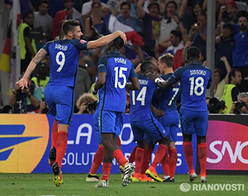 Лучшим футболистом Евро-2016 признали француза Антуана Гризманна