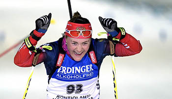 Биатлонистка Юрлова взяла первое золото с 2009 года