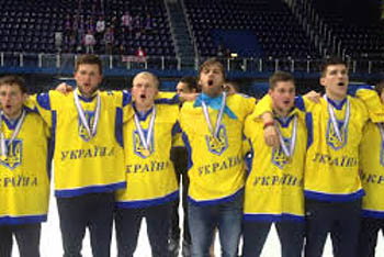 Хоккеисты сборной Украины покорили интернет эмоциональным исполнением гимна (ВИДЕО)