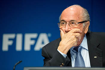 Блаттер назвал виновного в скандалах с ФИФА