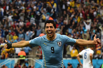 Суареса снова позвали в футбольную сборную Уругвая