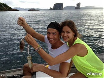 Криштиано Роналдо женится после поездки в Украину