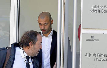Футболиста Барселоны посадили в тюрьму за неуплату налогов