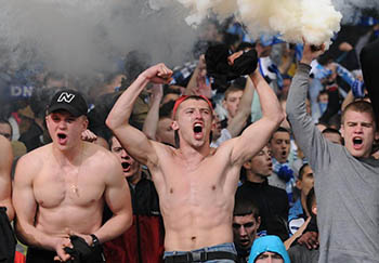 Как украинским болельщикам попасть на матч «Днепра» в финале Лиги Европы