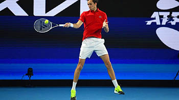 Медведев обыграл Берреттини и принес России победу в ATP Cup